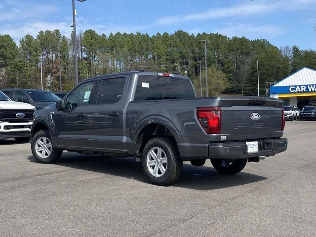 New 2026 Carbonized Gray Metallic Ford XLT image 15