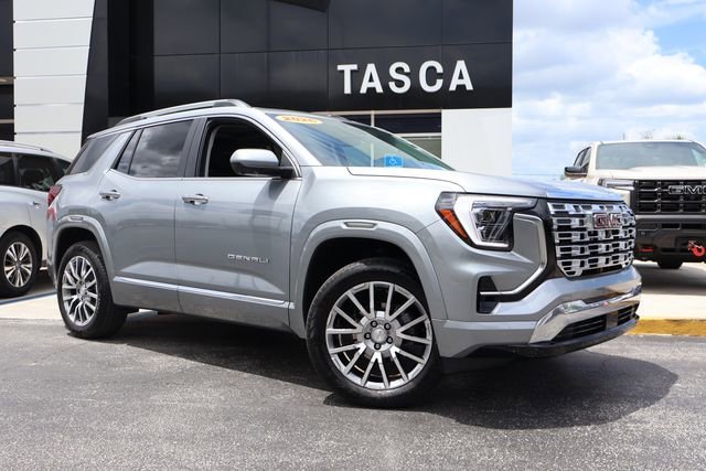 2026 GMC Terrain Denali AWD's photo