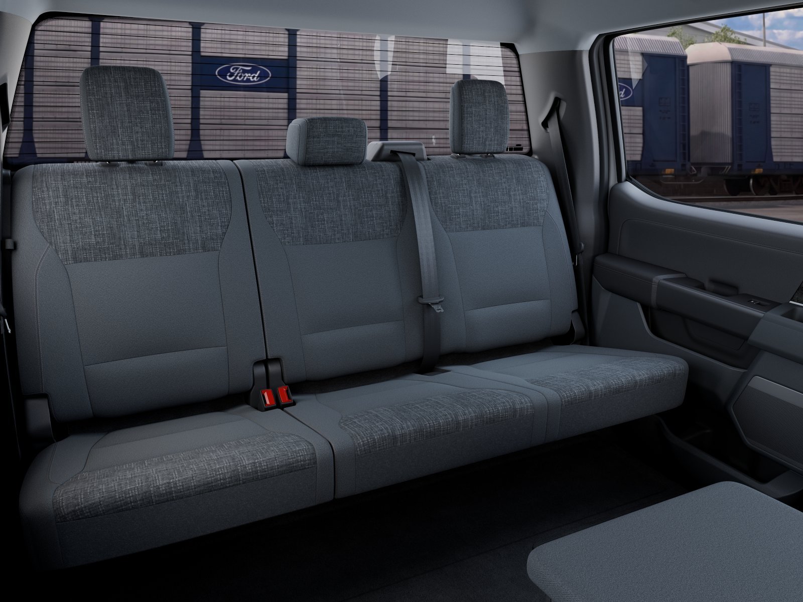 New 2027 Oxford White Ford F-350® XLT image 11