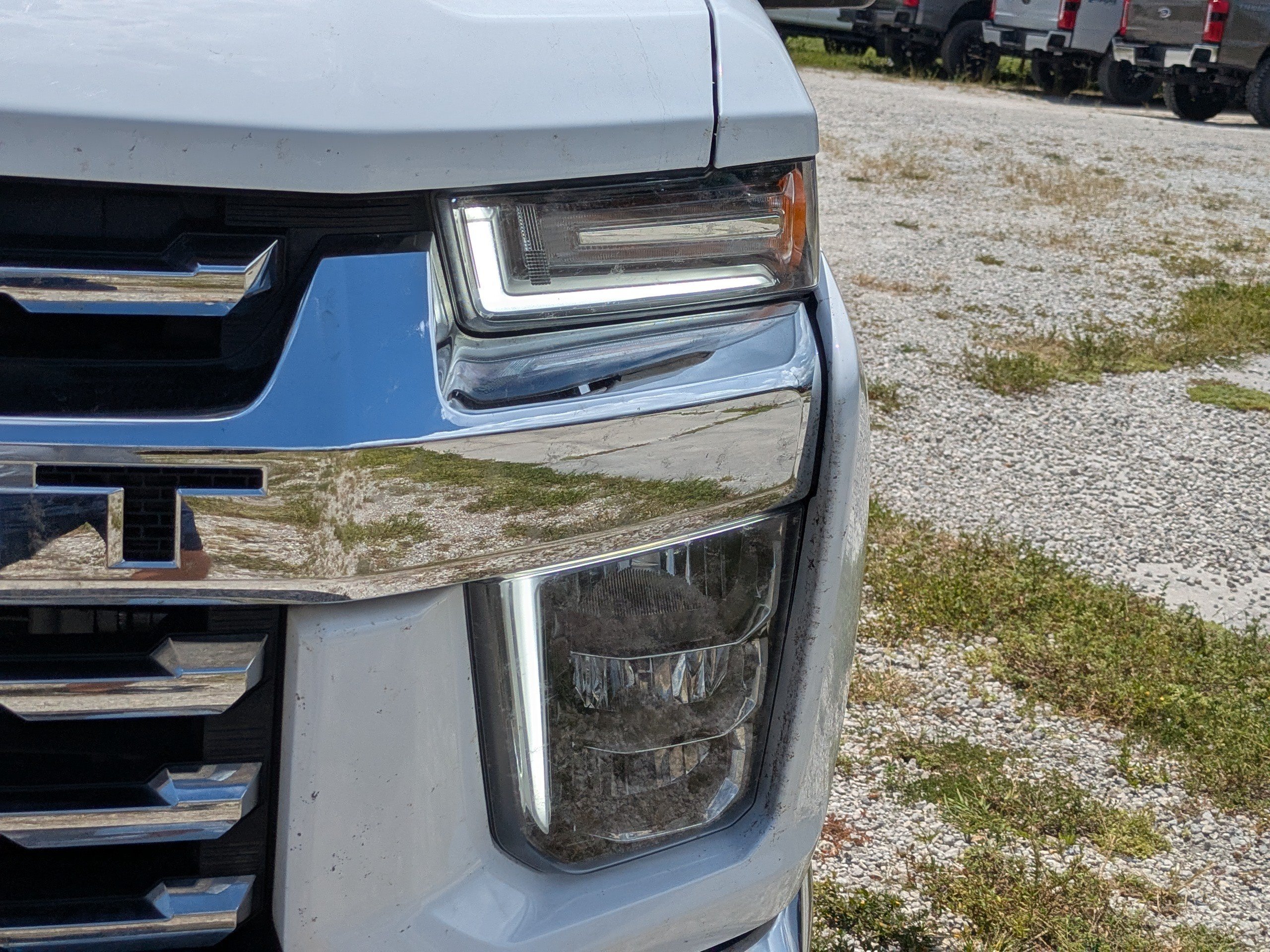 Used 2021 Summit White Chevrolet LTZ image 10