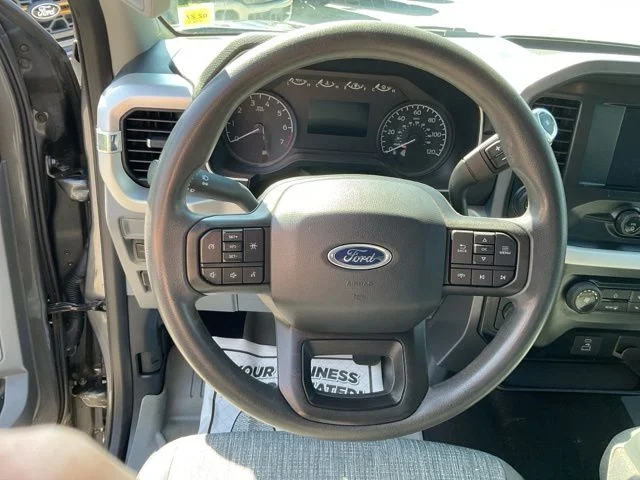 Used 2022 Gray Ford XLT image 37