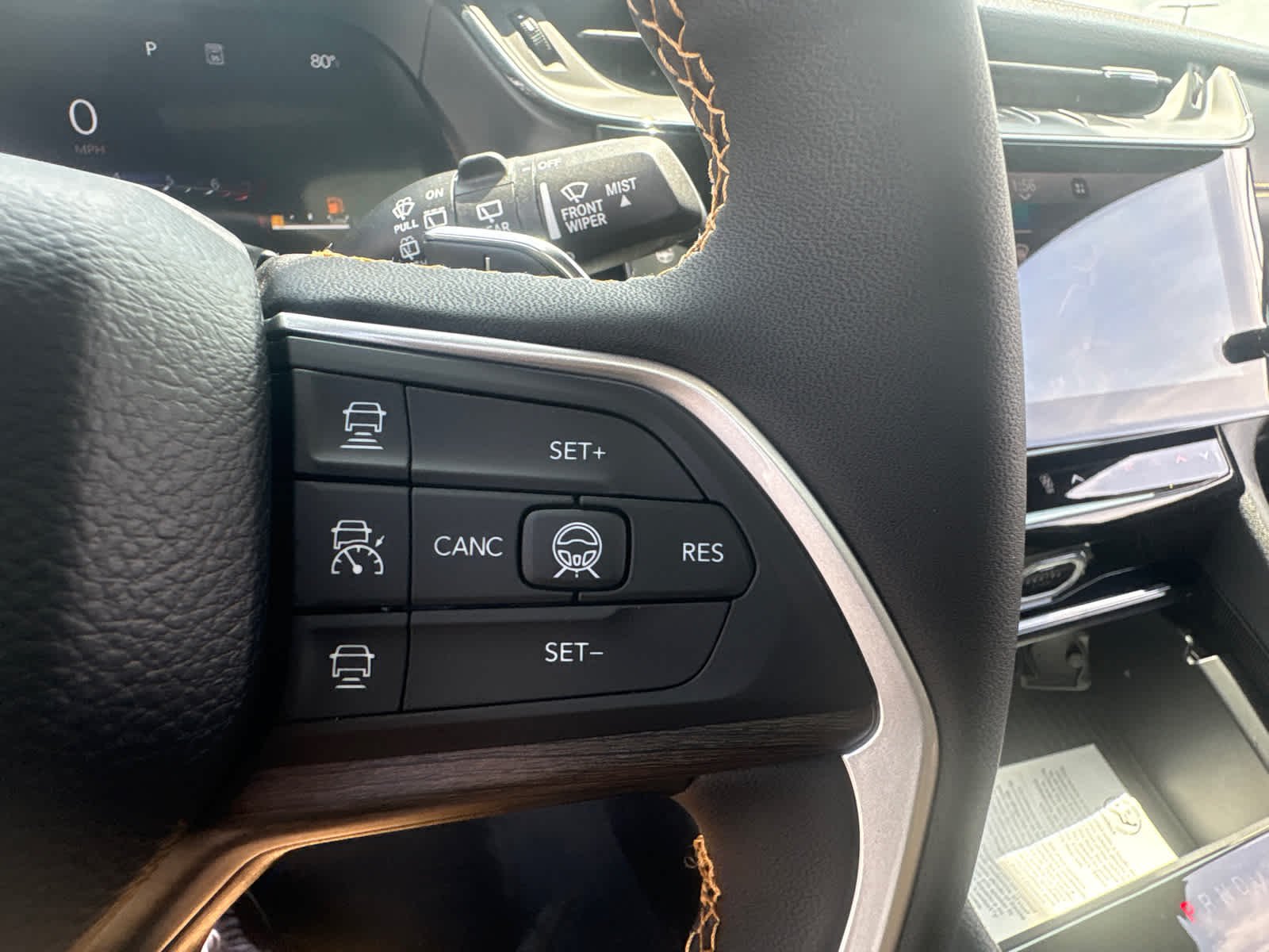 New 2026 Diamond Black Crystal Pearlcoat Jeep 85th Anniversary Edition image 25