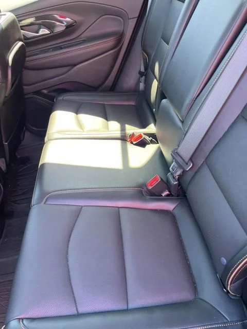 Used 2024 Riptide Metallic GMC AT4 image 10