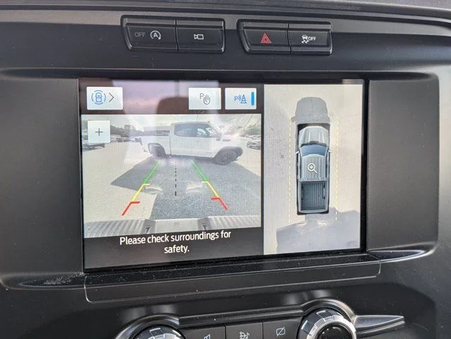 Used 2023 Gray Metallic Ford XLT image 17