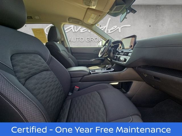 Certified Used 2025 White Nissan SV image 24