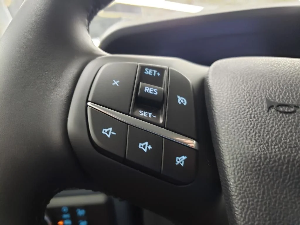 New 2025 Carbonized Gray Metallic Ford XLT image 21
