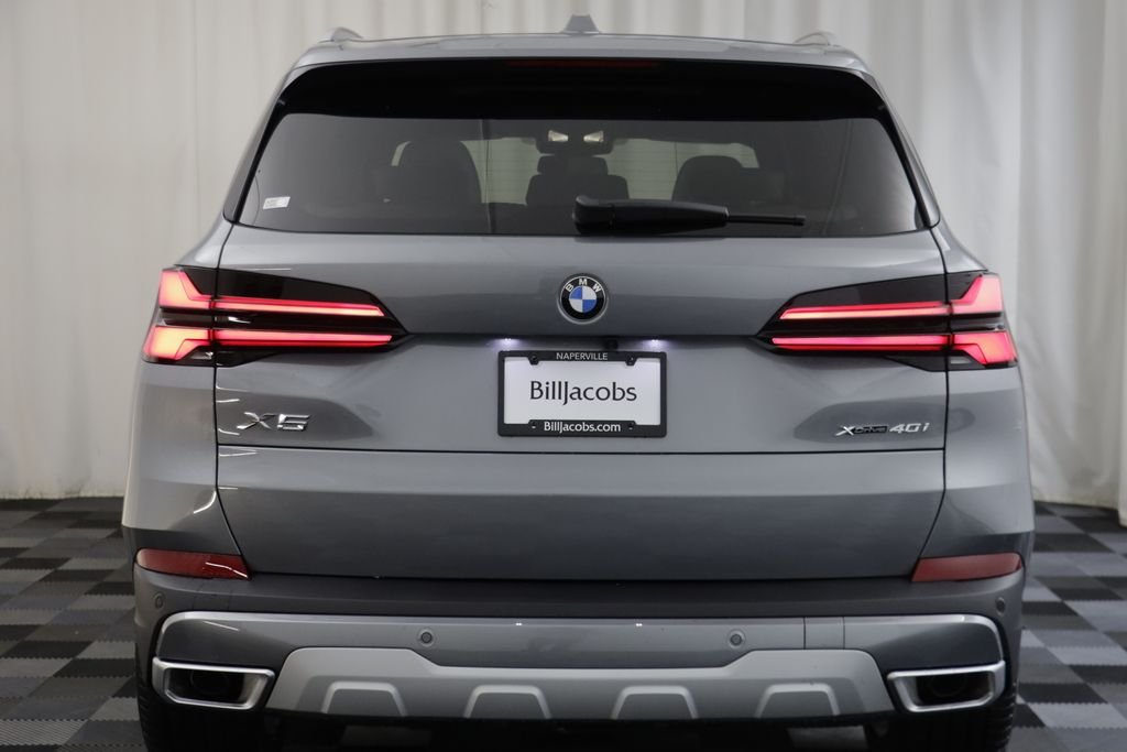 New 2026 Skyscraper Grey Metallic BMW xDrive40i image 16