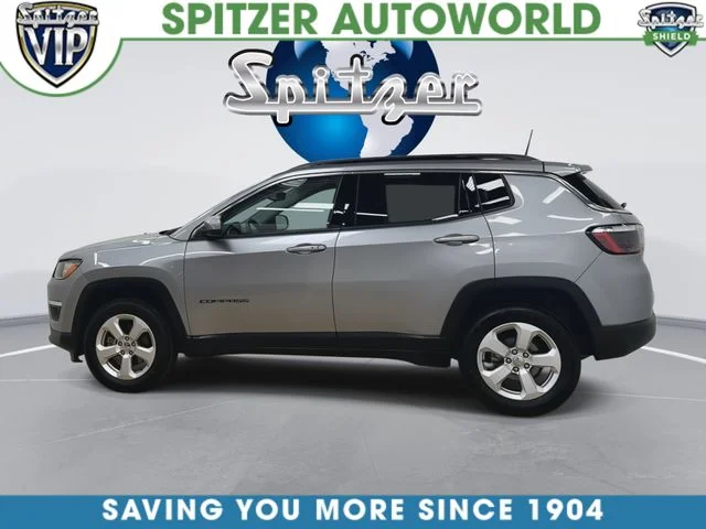 Used 2021 Silver Jeep Latitude image 7