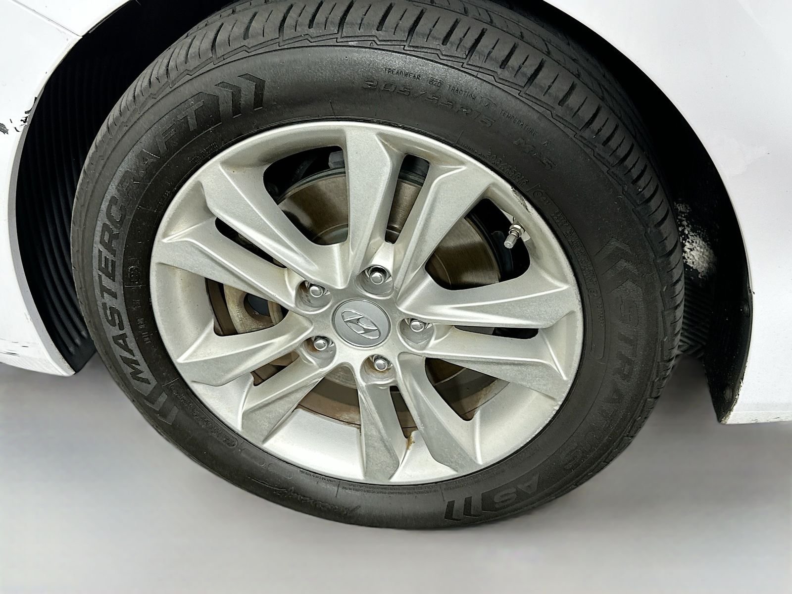 Used 2014 Monaco White Hyundai Base image 28