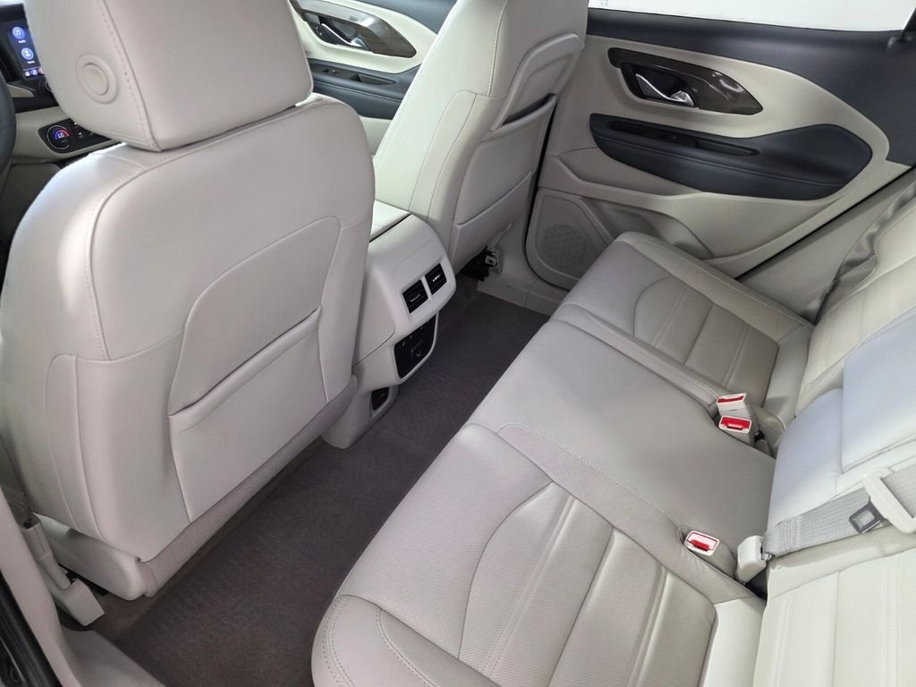 Used 2024 Black GMC Denali image 15