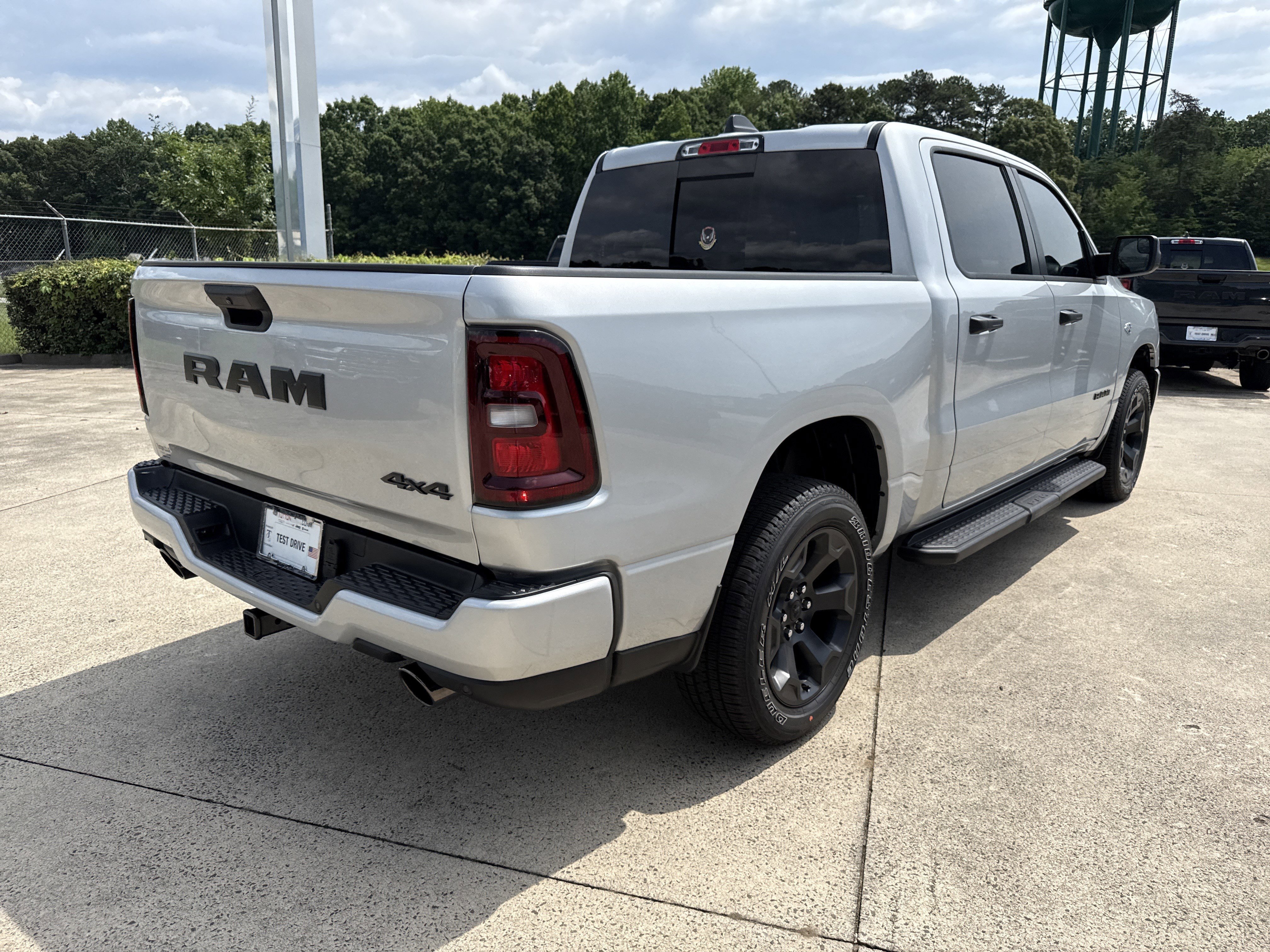 New 2026 Silver Zynith RAM Express image 7