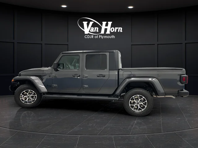 New 2026 Granite Crystal Metallic Clear-Coat Exterior Paint Jeep Sport S image 4