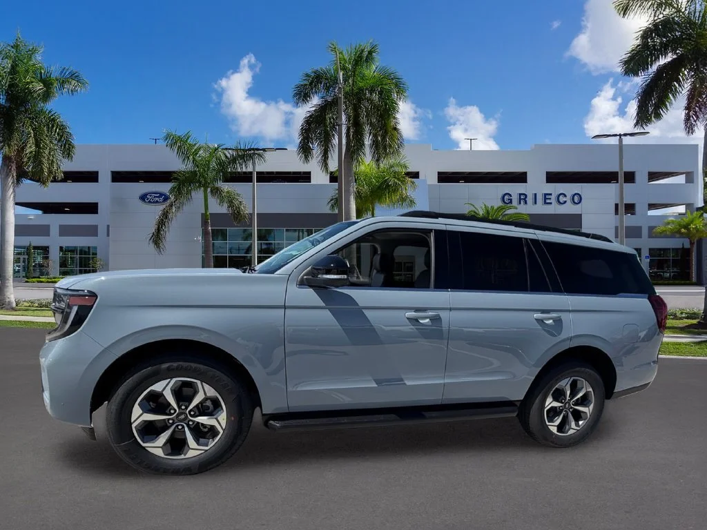 New 2027 Gray Ford Active image 4