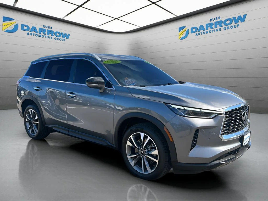 Used 2023 Gray INFINITI LUXE image 7