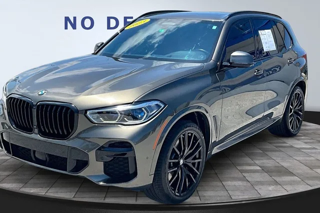 2023 BMW X5 M50i