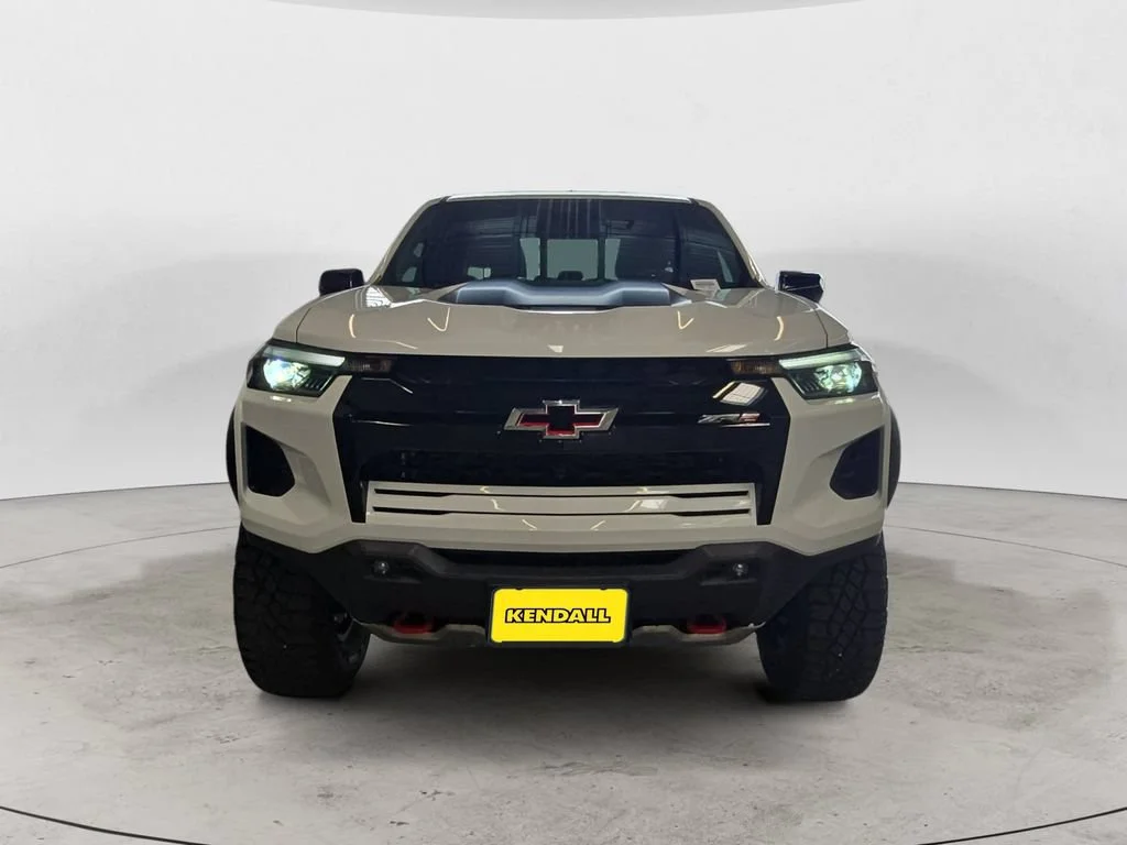 Used 2024 Summit White Chevrolet ZR2 image 2