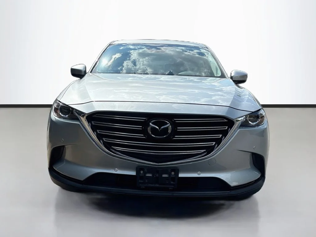 Used 2021 Sonic Silver Metallic Mazda Touring image 2