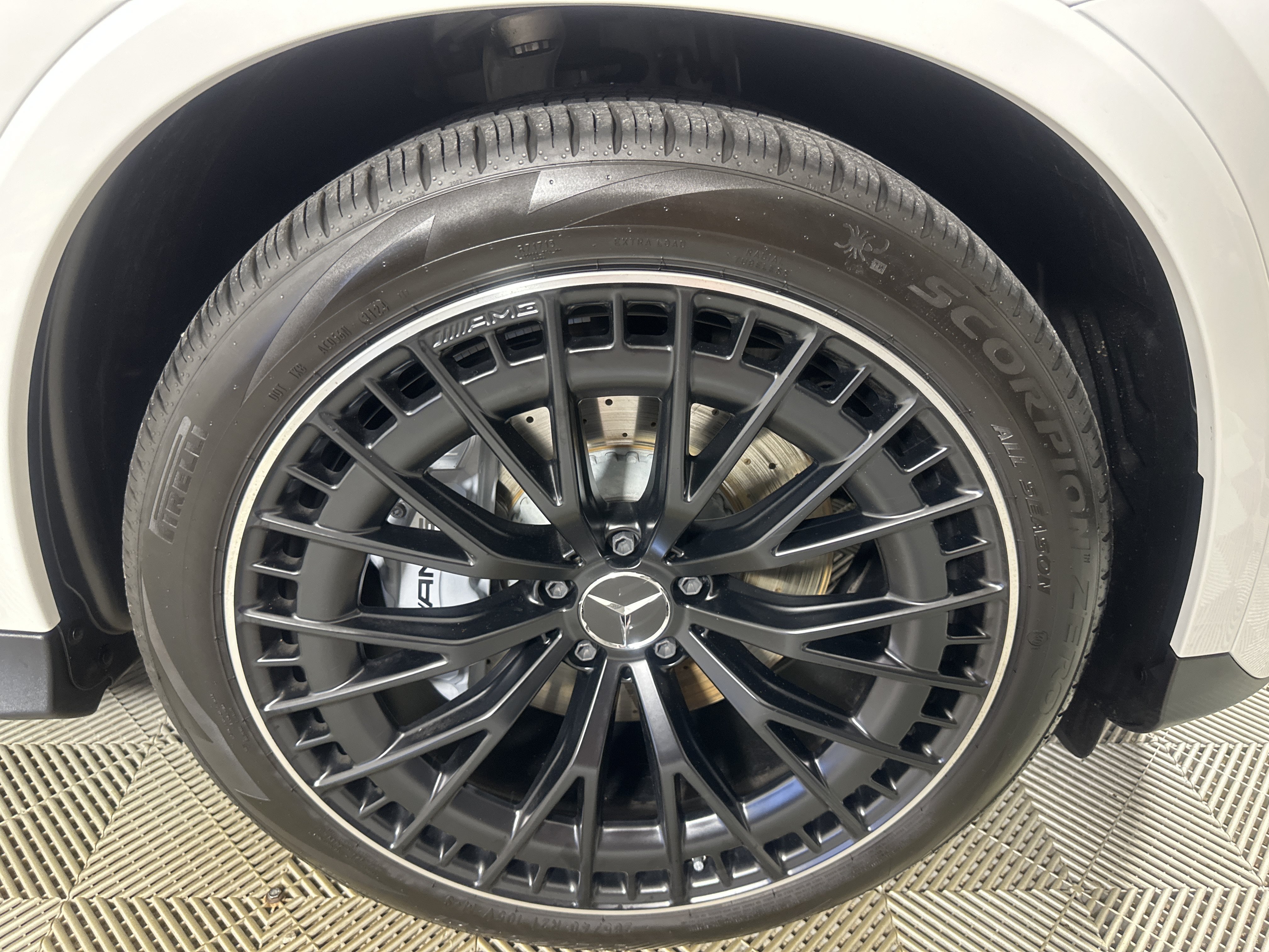 Used 2025  Mercedes-Benz AMG® GLC 43 image 24