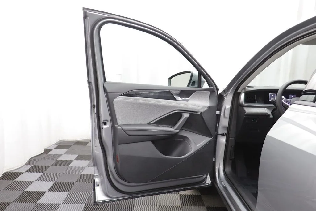 New 2026 Silver Volkswagen 2.0T S image 5