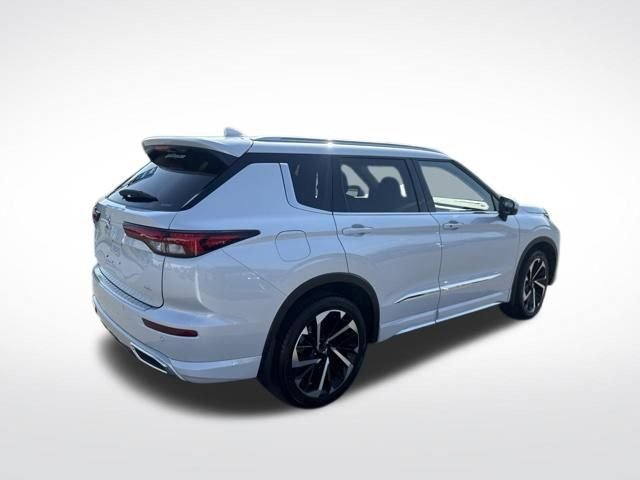 Used 2024  Mitsubishi SEL image 6