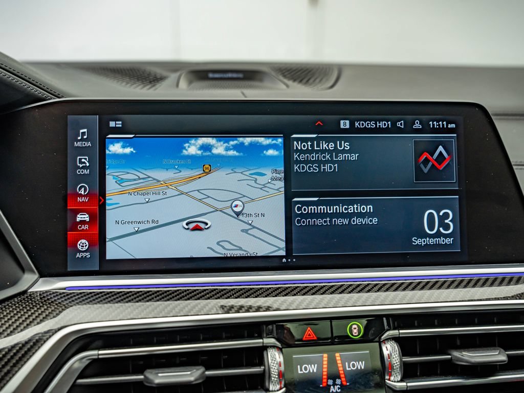 Used 2020 Marina Bay Blue Metallic BMW Competition image 27