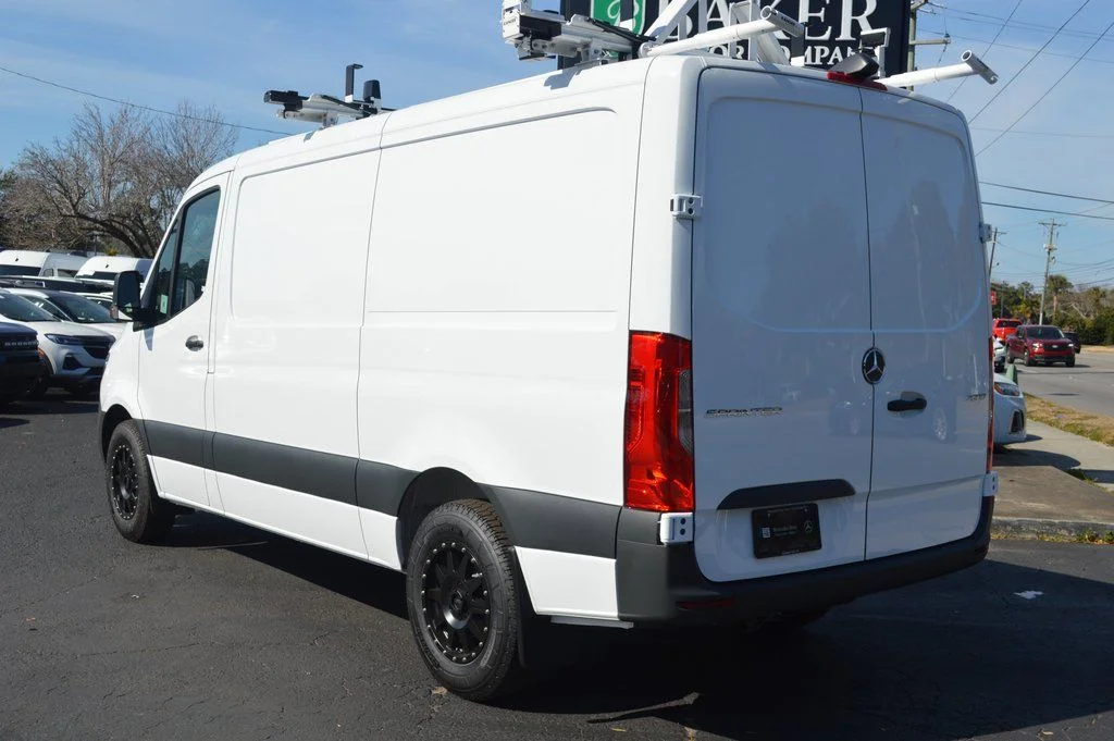 New 2026 Arctic White Mercedes-Benz Cargo 144 WB image 21