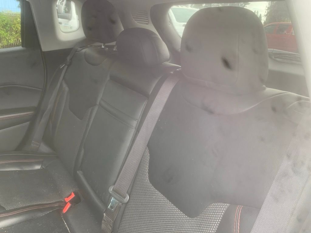 Used 2019 White Clearcoat Jeep Trailhawk image 25