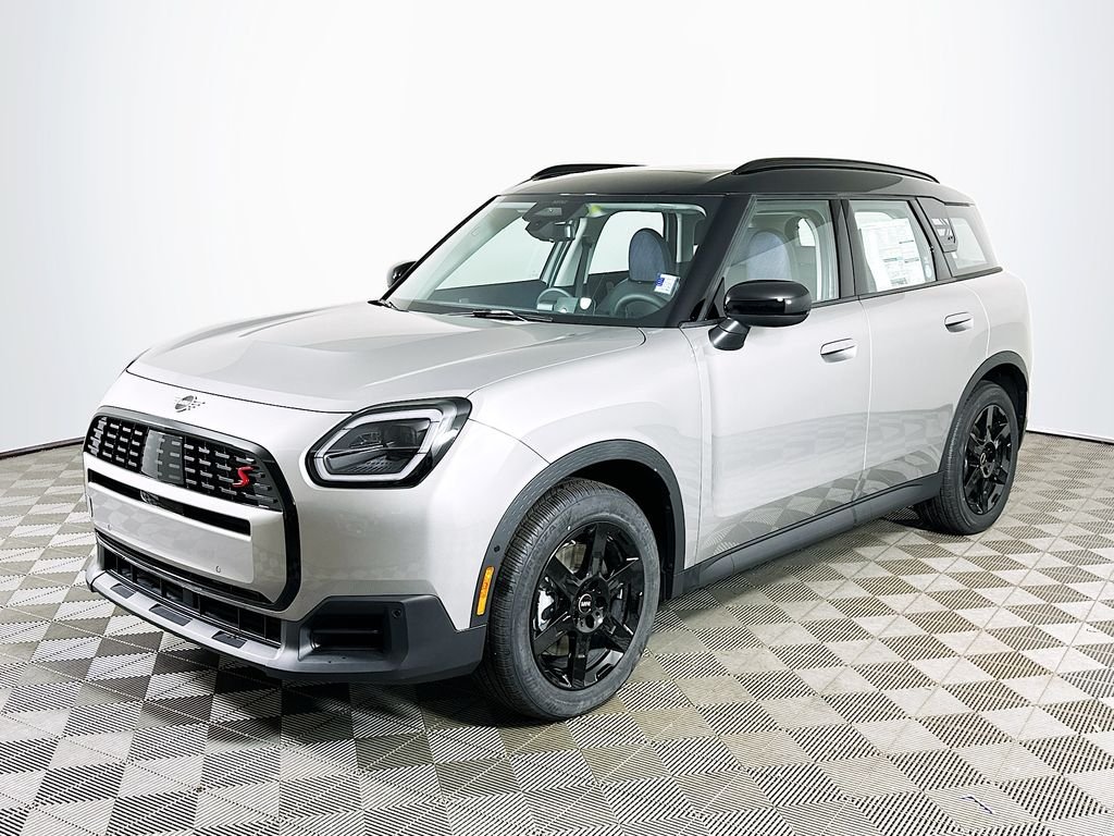 New 2027 Silver MINI Signature Plus image 1