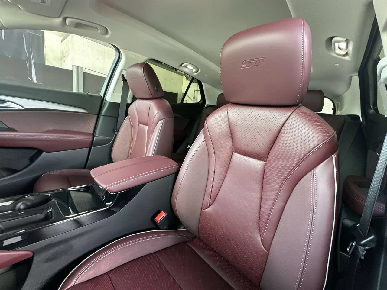 2026 Buick Envision Sport Touring - Photo 14
