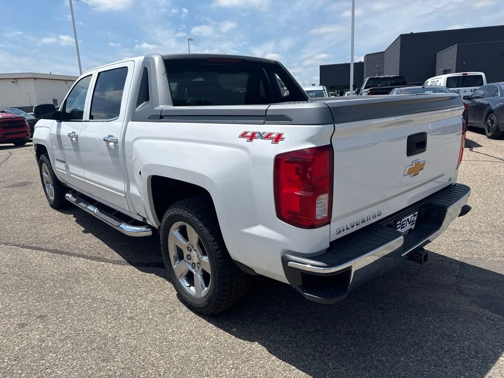 Used 2017 White Chevrolet LT image 5
