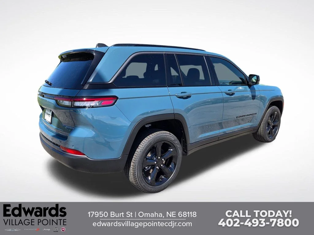 New 2026 Steel Blue Exterior Paint Jeep Limited image 3