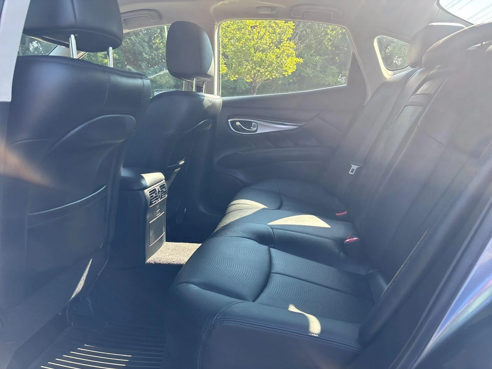 Used 2015 Graphite Shadow INFINITI 3.7 image 33
