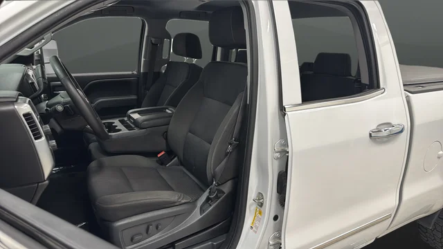 Used 2015 Summit White Chevrolet LT image 9
