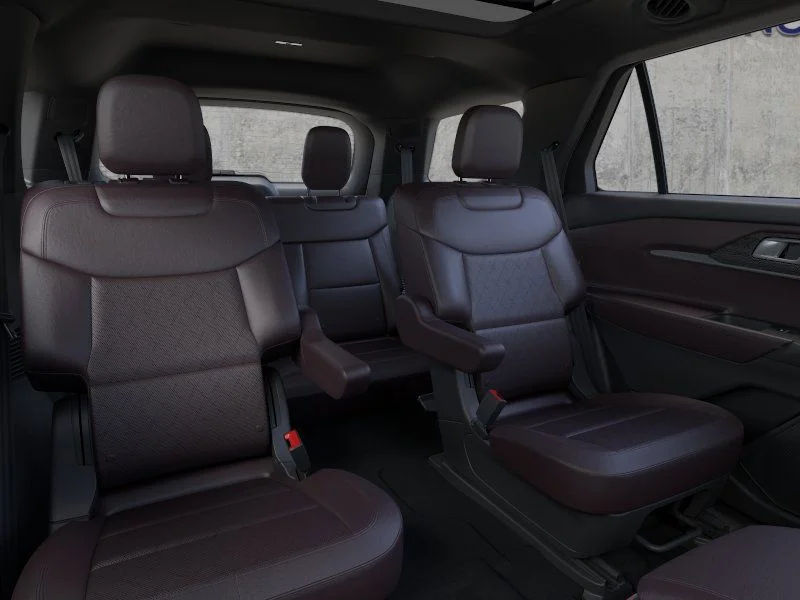 New 2026 Star White Metallic Tri-Coat Ford Platinum™ image 11