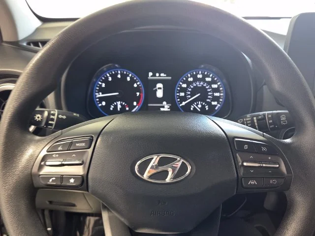 Used 2021 Silver Hyundai SEL Plus image 23