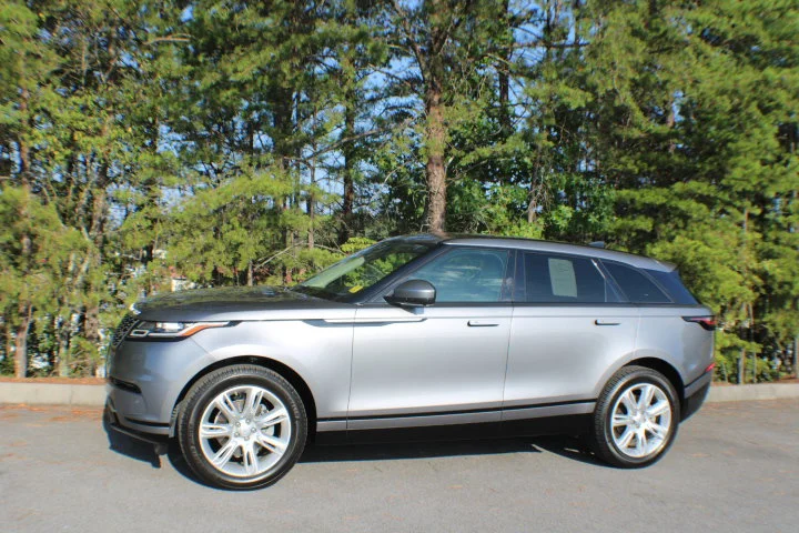 Used 2020 Gray Land Rover P250 S image 4