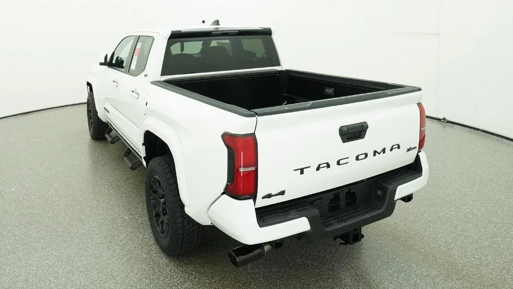 New 2026 Ice Cap Toyota SR5 image 17