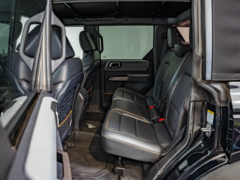 Used 2022 Shadow Black Ford Badlands image 33