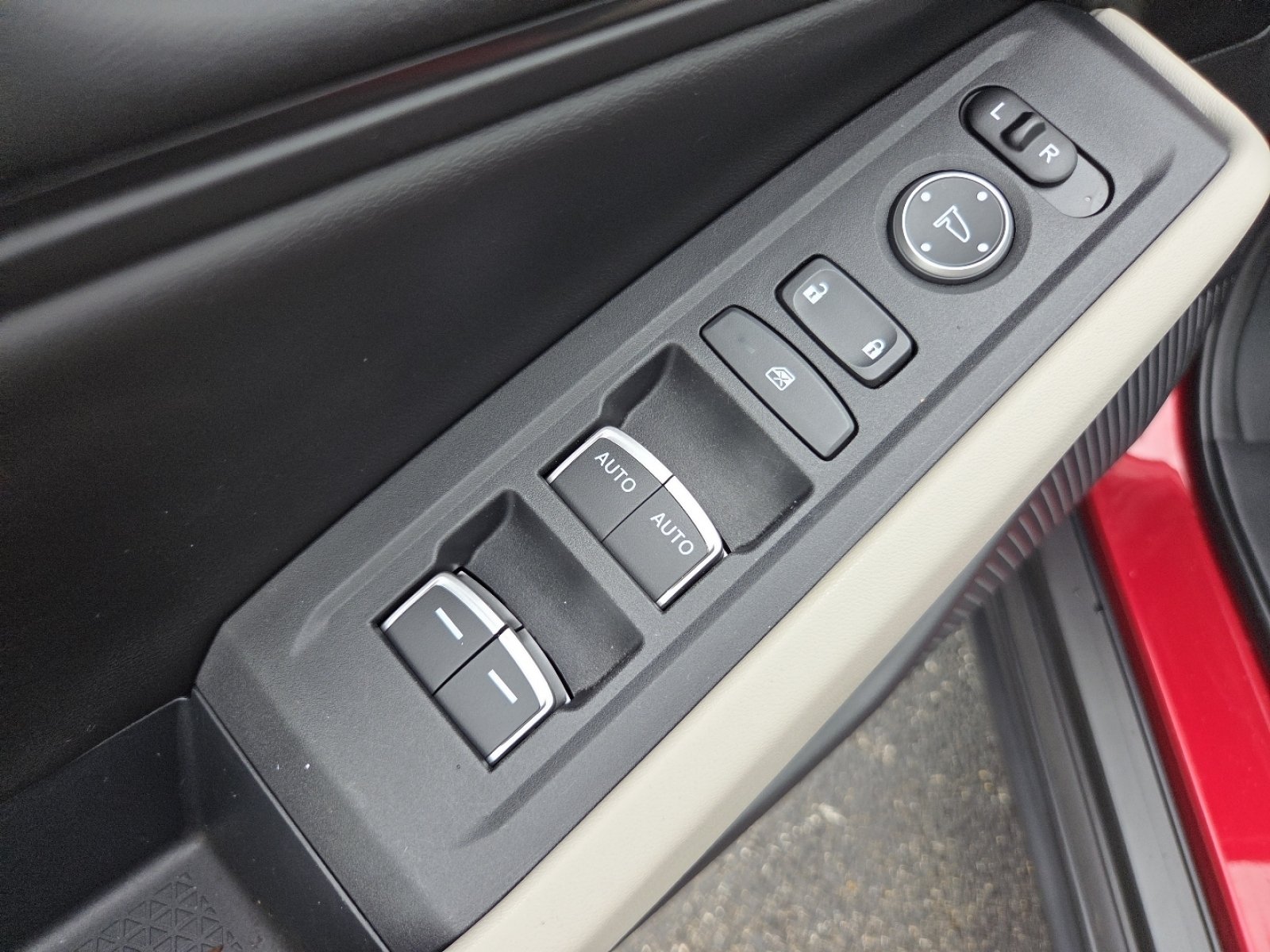 2025 Honda Accord SE - Photo 28