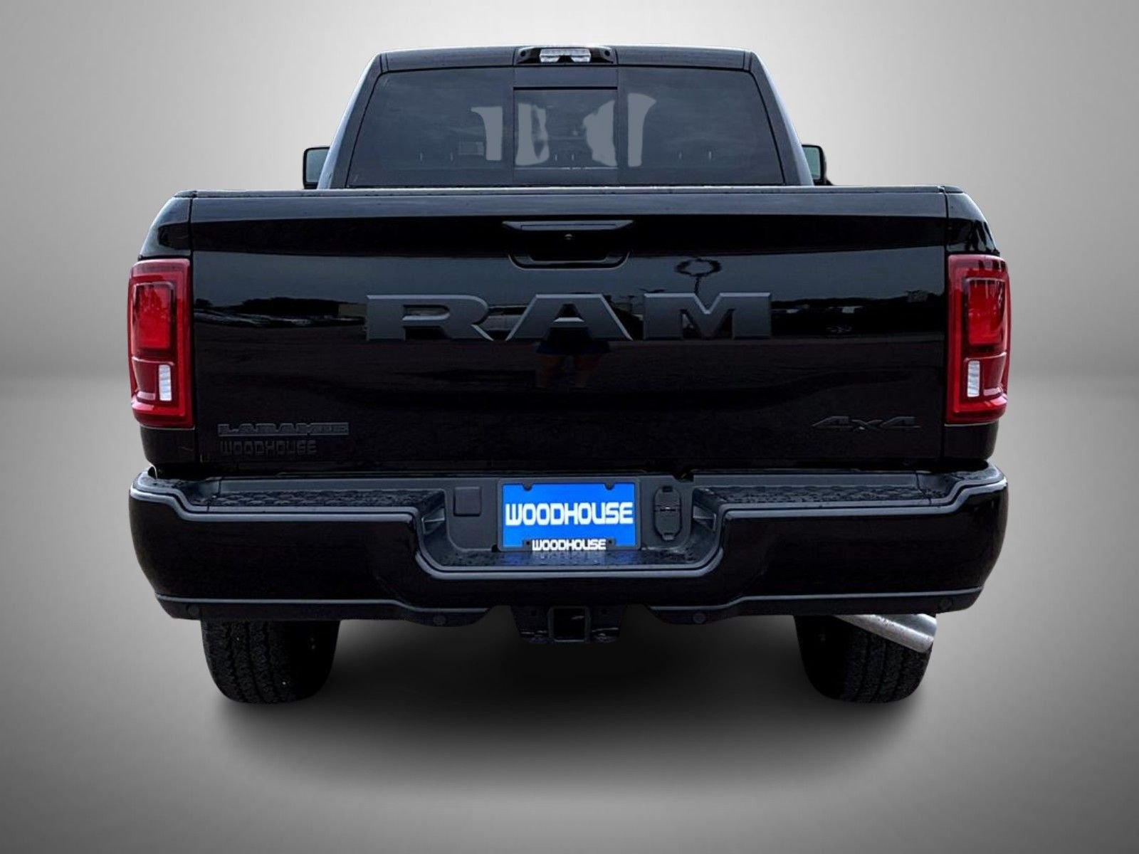 New 2026 Diamond Black Crystal Pearl-Coat Exterior Paint RAM Laramie image 6