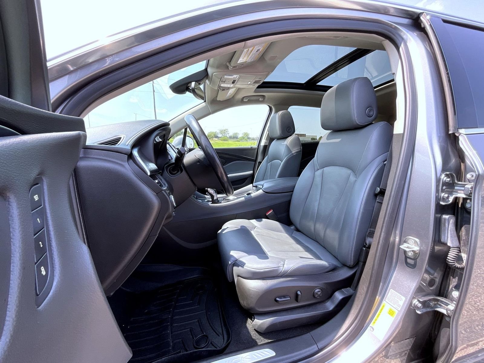 Used 2020 Gray Buick Premium II image 10