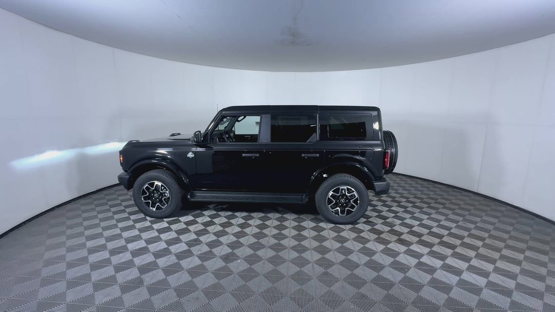 New 2026 Shadow Black Ford Outer Banks image 5