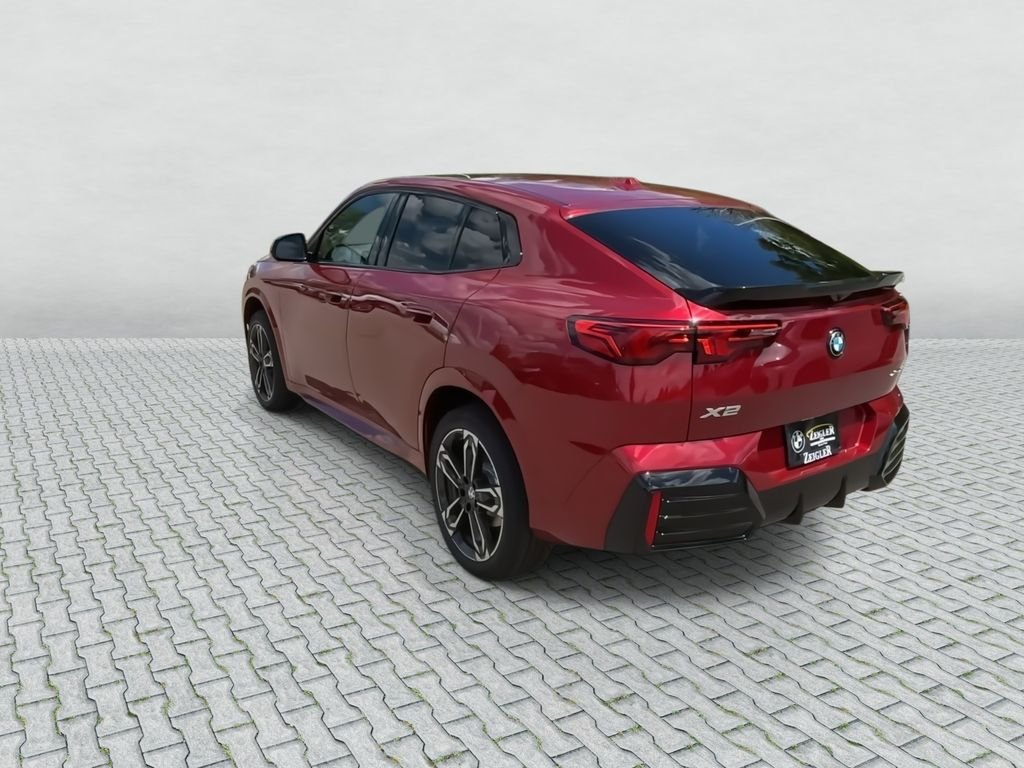 New 2026 Vegas Red Metallic BMW xDrive28i image 6
