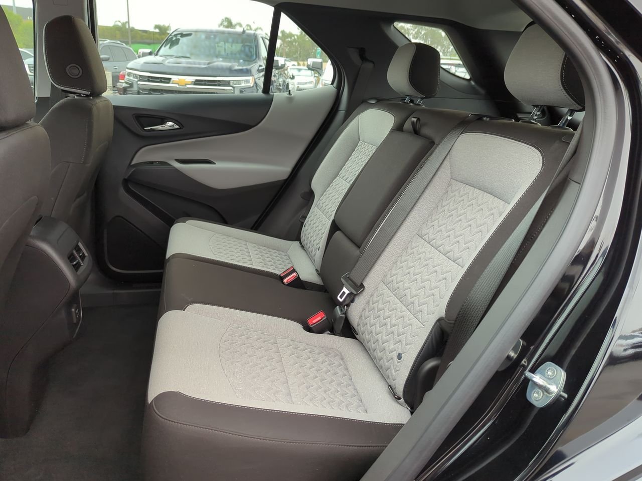 2023 Chevrolet Equinox LS - Photo 24