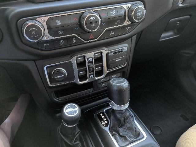 Certified Used 2021 Black Clearcoat Jeep Unlimited Sport S image 17