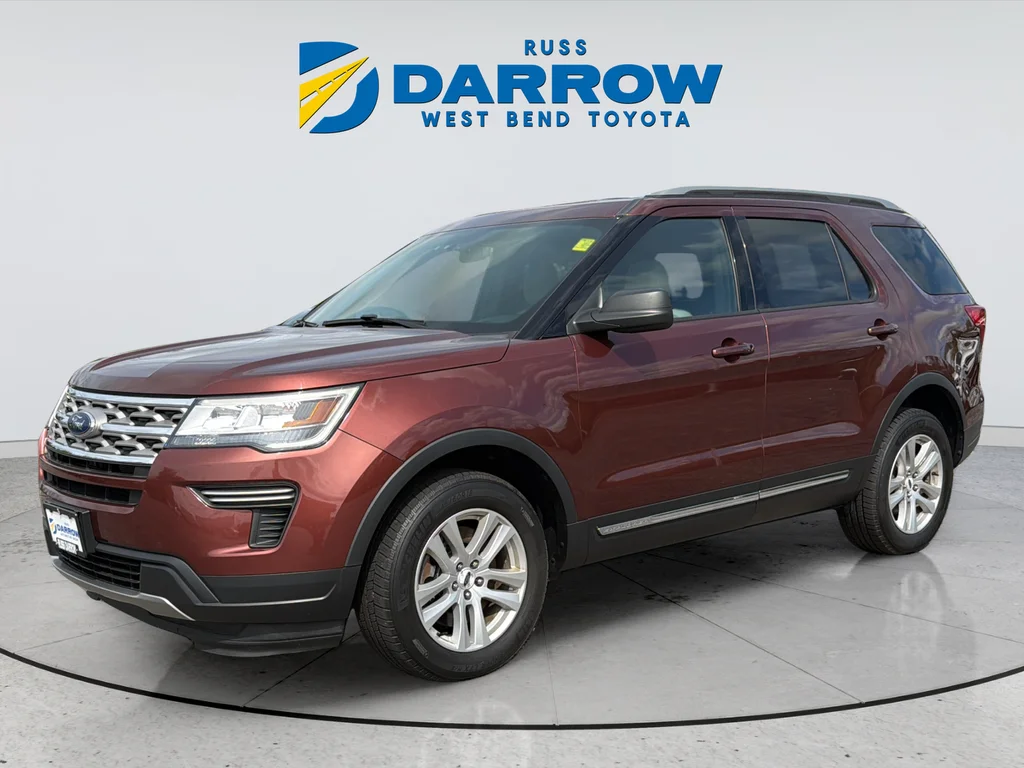Used 2018 Red Ford XLT image 1