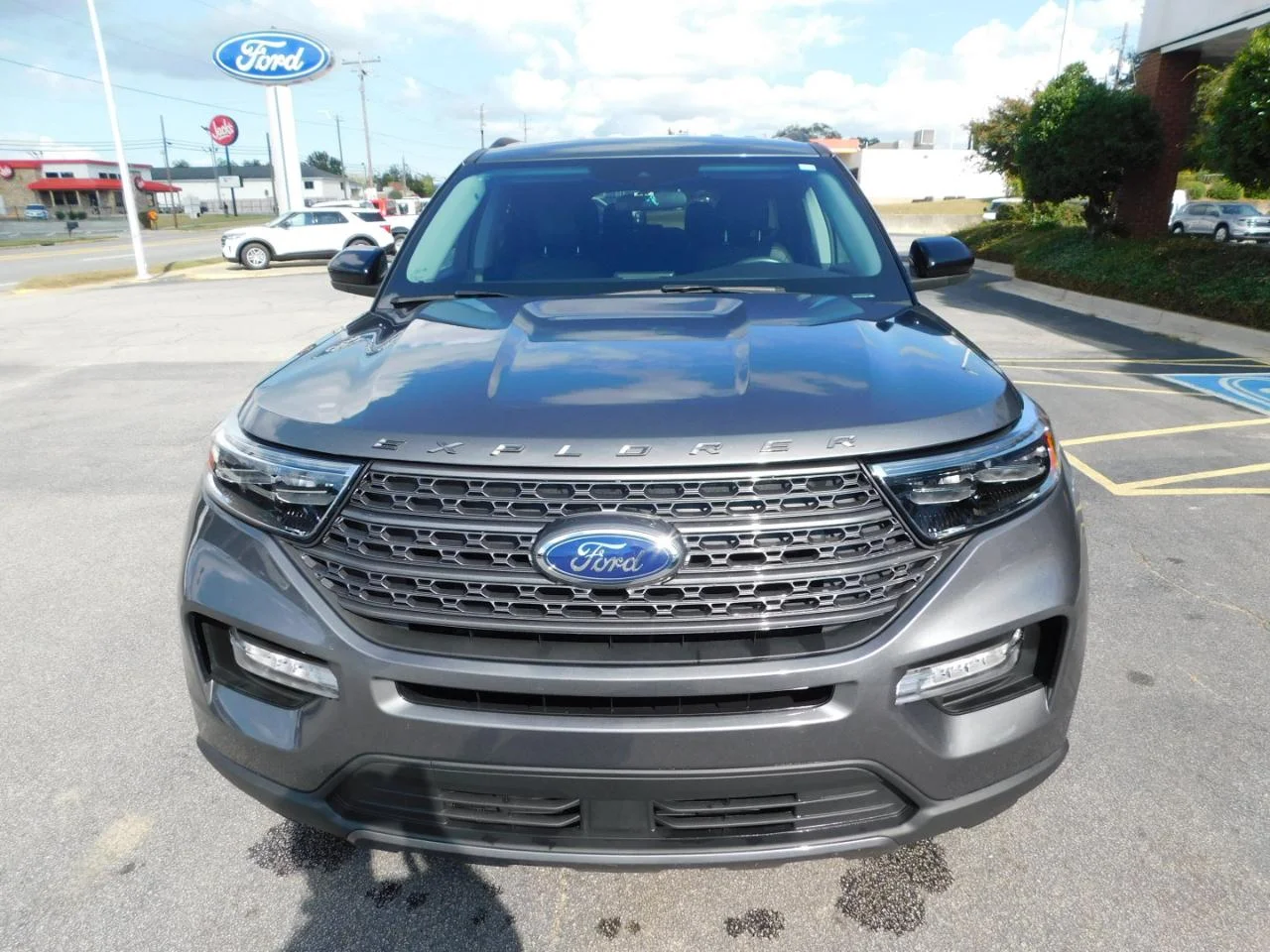 Used 2024 Carbonized Gray Metallic Ford XLT RWD image 3