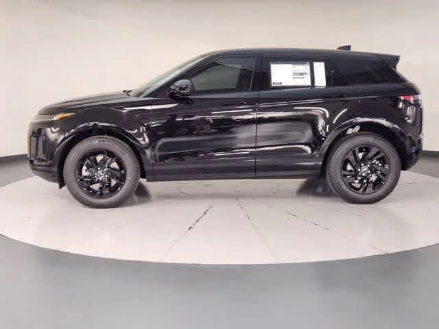 New 2026 Santorini Black Metallic Land Rover Core S image 5