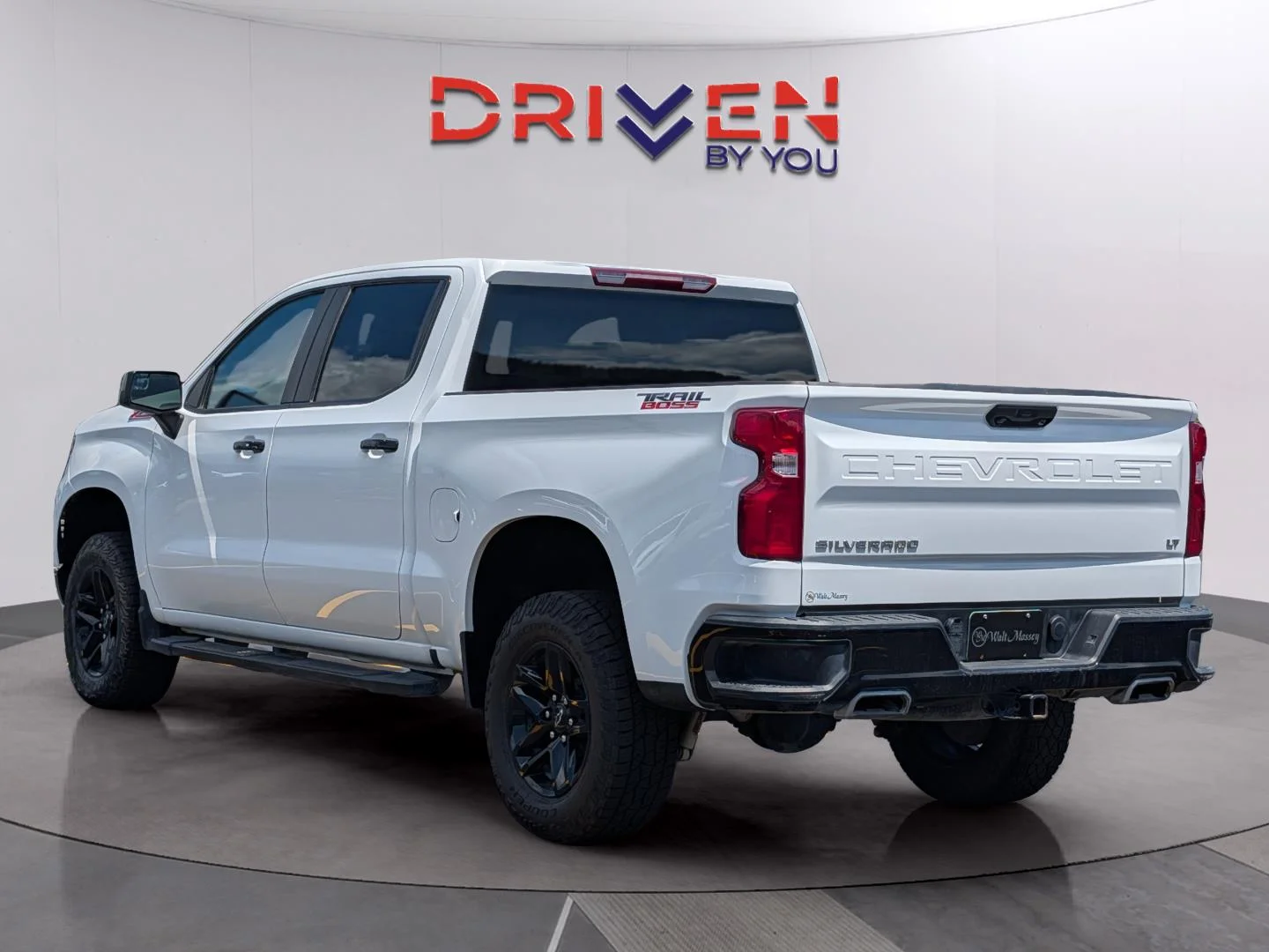 Used 2024 Summit White Chevrolet LT Trail Boss image 3