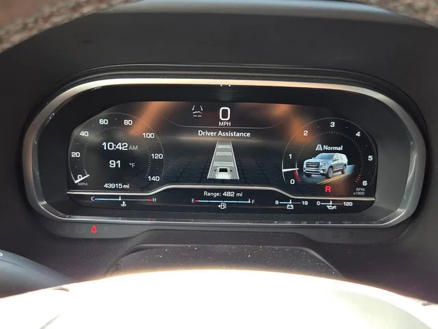 Used 2023 Silver GMC SLT image 25